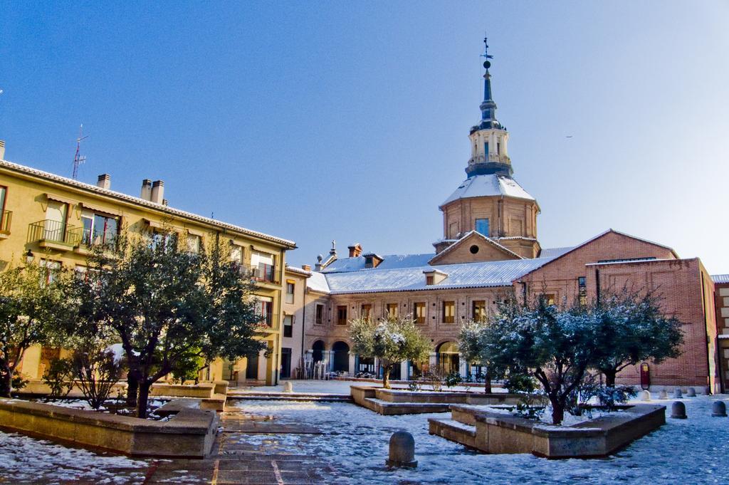 Ciudad De Alcala Ξενοδοχείο Αλκαλά ντε Ενάρες Εξωτερικό φωτογραφία