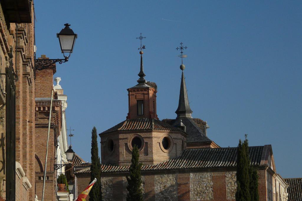 Ciudad De Alcala Ξενοδοχείο Αλκαλά ντε Ενάρες Εξωτερικό φωτογραφία