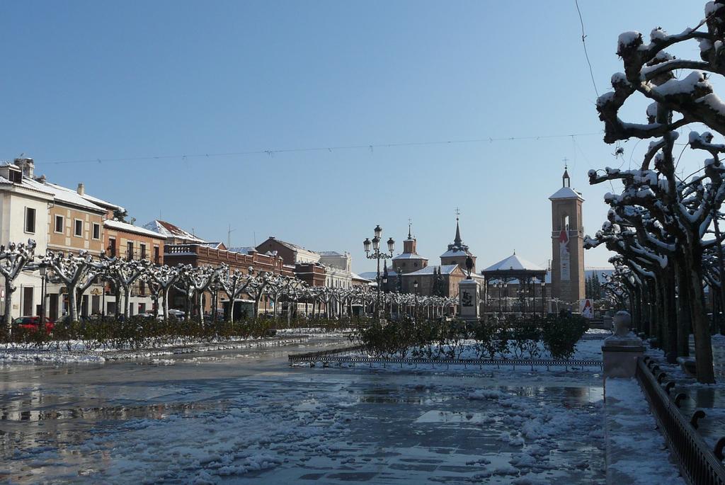 Ciudad De Alcala Ξενοδοχείο Αλκαλά ντε Ενάρες Εξωτερικό φωτογραφία